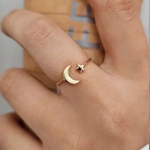 انگشتر ماه و ستاره